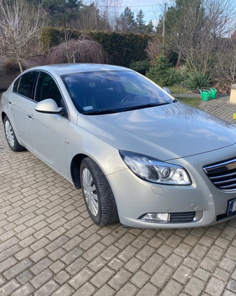 Opel Insignia cena 25500 przebieg: 315000, rok produkcji 2011 z Chęciny małe 56